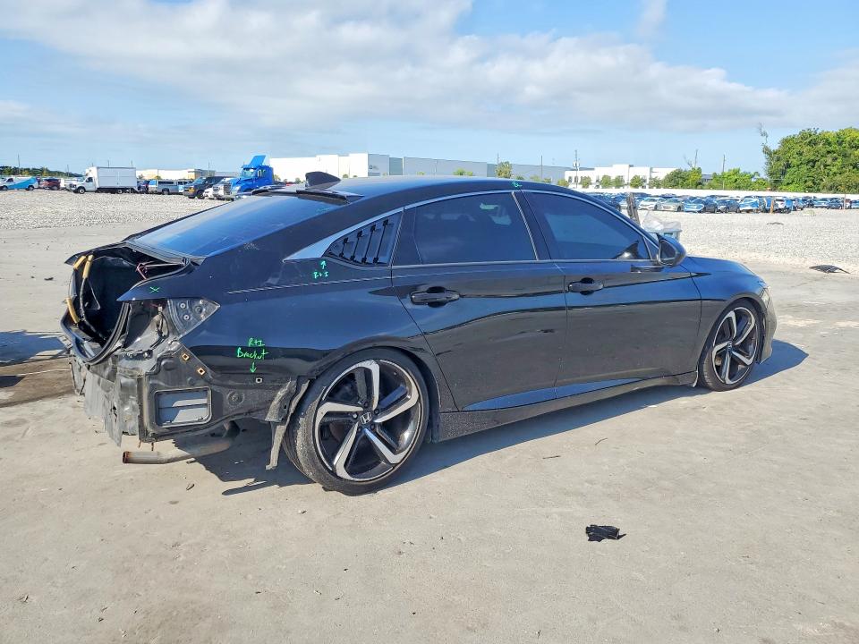 64633416 :رقم المزاد ، 1HGCV1F30MA034009 vin ، 2021 Honda Accord مزاد بيع