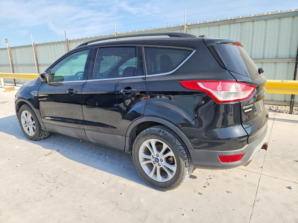 2016 Ford Escape მანქანა იყიდება აუქციონზე, vin: 1FMCU0G9XGUA00107, აუქციონის ნომერი: 64333546