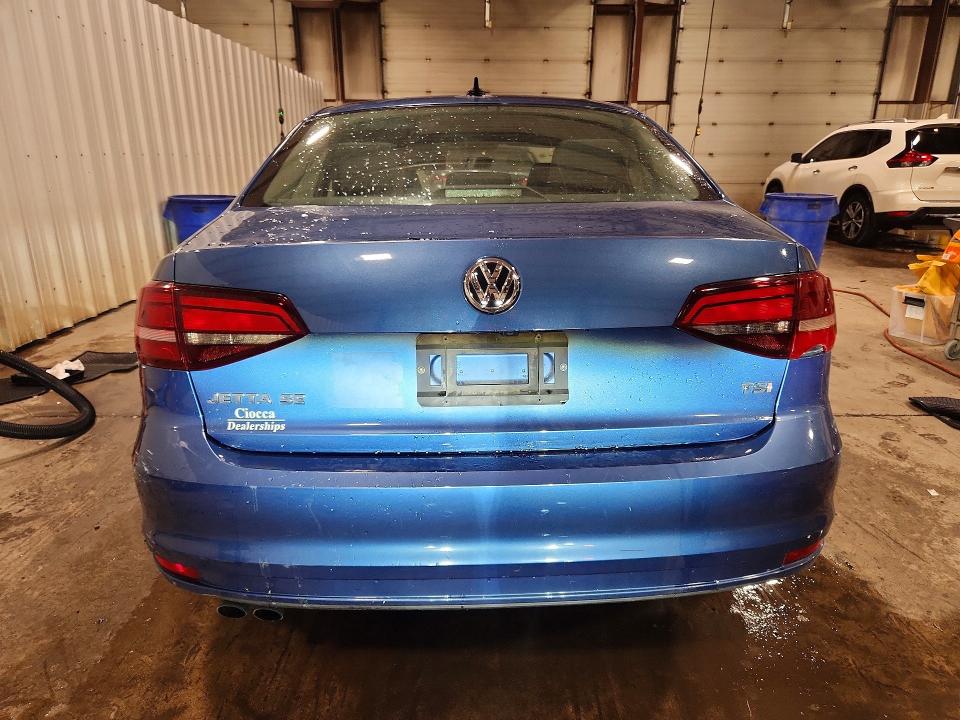 2016 Volkswagen Jetta მანქანა იყიდება აუქციონზე, vin: 3VWD67AJ5GM415593, აუქციონის ნომერი: 64900166