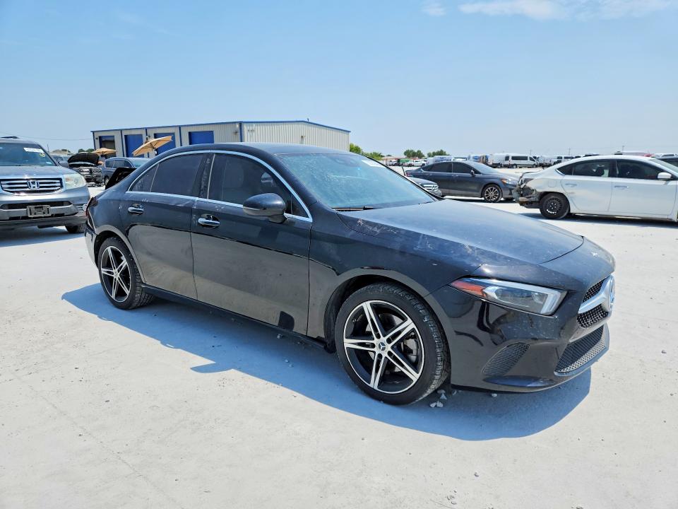 2019 Mercedes-benz A მანქანა იყიდება აუქციონზე, vin: WDD3G4FB9KW006409, აუქციონის ნომერი: 63559496