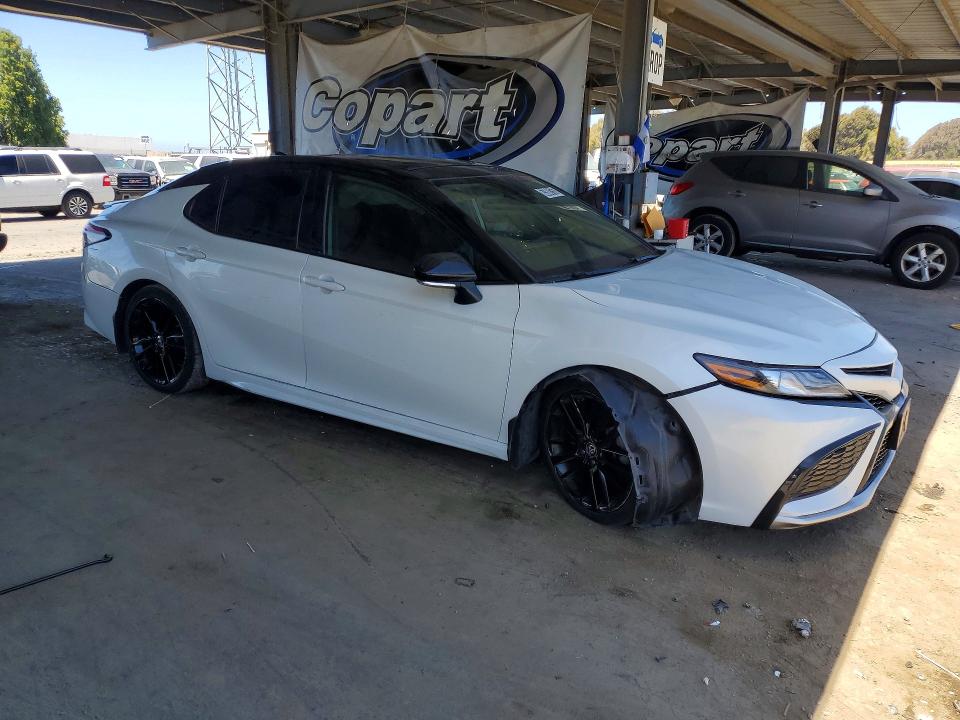2023 Toyota Camry მანქანა იყიდება აუქციონზე, vin: 4T1K61AKXPU157580, აუქციონის ნომერი: 63308156
