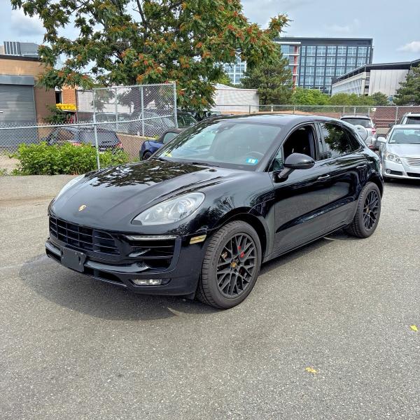 63263356 :رقم المزاد ، WP1AG2A58HLB50534 vin ، 2017 Porsche Macan مزاد بيع