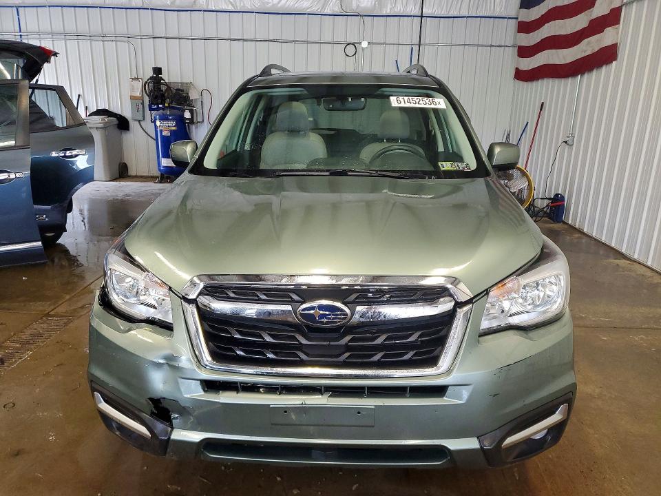 2017 Subaru Forester მანქანა იყიდება აუქციონზე, vin: JF2SJAJC3HH401674, აუქციონის ნომერი: 61452536