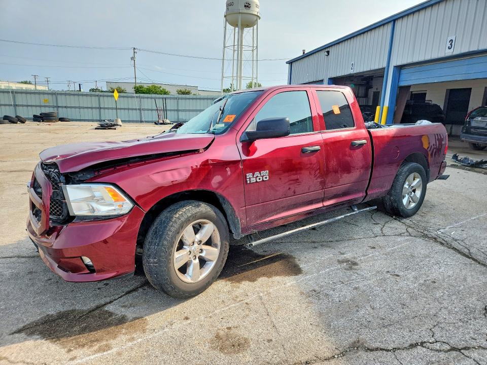63893816 :رقم المزاد ، 1C6RR7FGXJS308705 vin ، 2018 Ram 1500 مزاد بيع