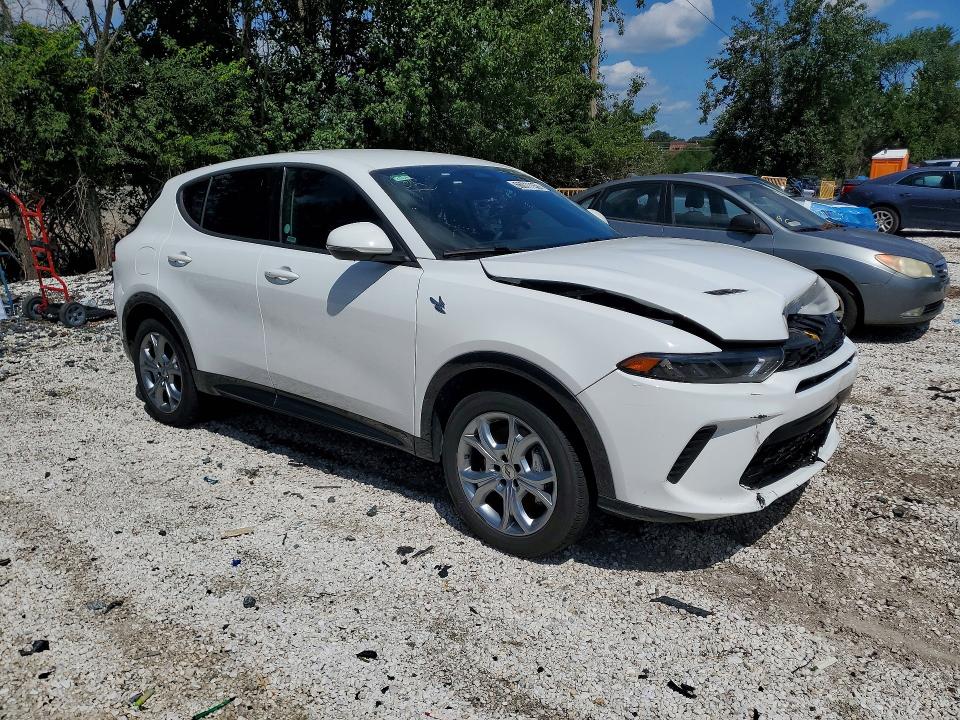 2024 Dodge Hornet მანქანა იყიდება აუქციონზე, vin: ZACPDFCW2R3A27933, აუქციონის ნომერი: 66011156