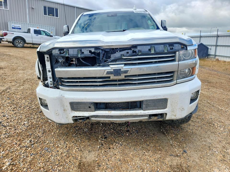 63426196 :رقم المزاد ، 1GC1KXE86FF602333 vin ، 2015 Chevrolet Silverado مزاد بيع