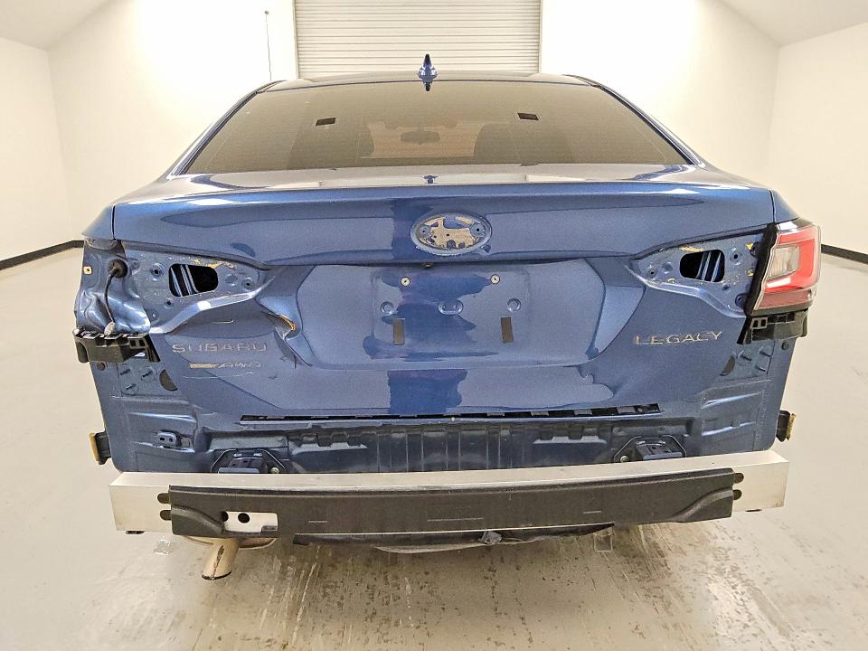 60552746 :رقم المزاد ، 4S3BWAB65N3009927 vin ، 2022 Subaru Legacy مزاد بيع