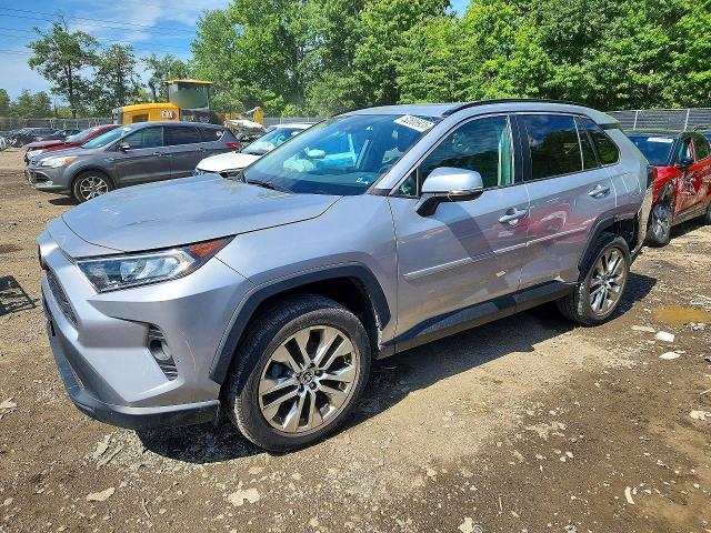 62606936 :رقم المزاد ، 2T3A1RFV7MC256194 vin ، 2021 Toyota Rav4 مزاد بيع