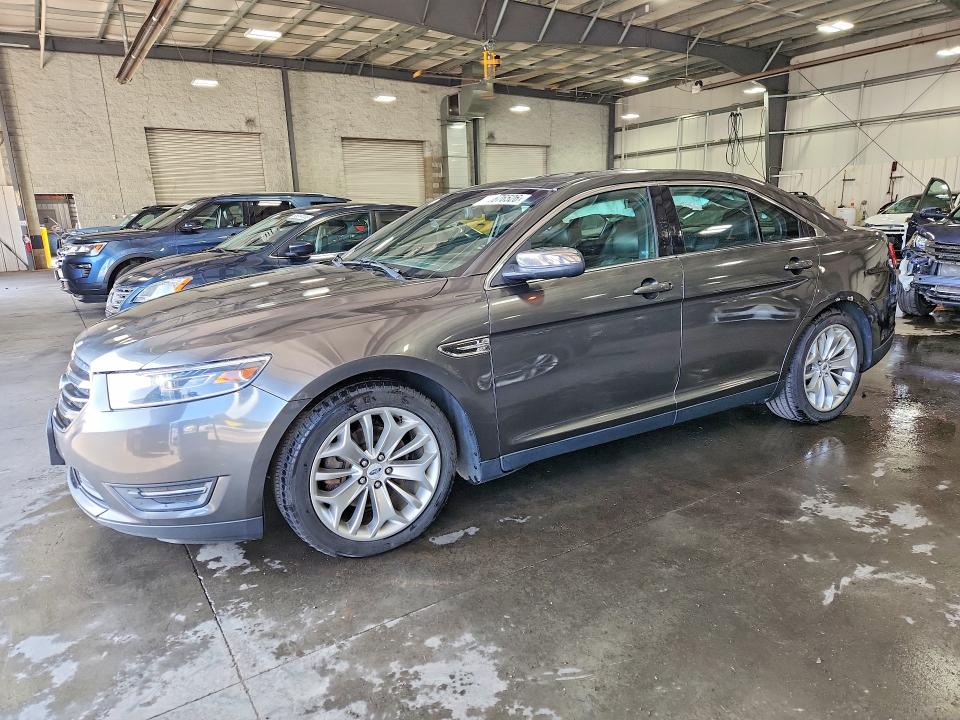 Продажа на аукционе авто 2015 Ford Taurus, vin: 1FAHP2F83FG111025, номер лота: 65676526