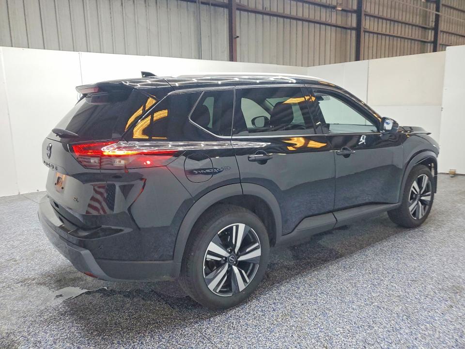 65276166 :رقم المزاد ، 5N1BT3CA2TC809326 vin ، 2026 Nissan Rogue مزاد بيع