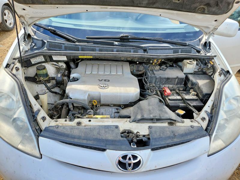 65381096 :رقم المزاد ، 5TDBK23C77S000587 vin ، 2007 Toyota Sienna مزاد بيع