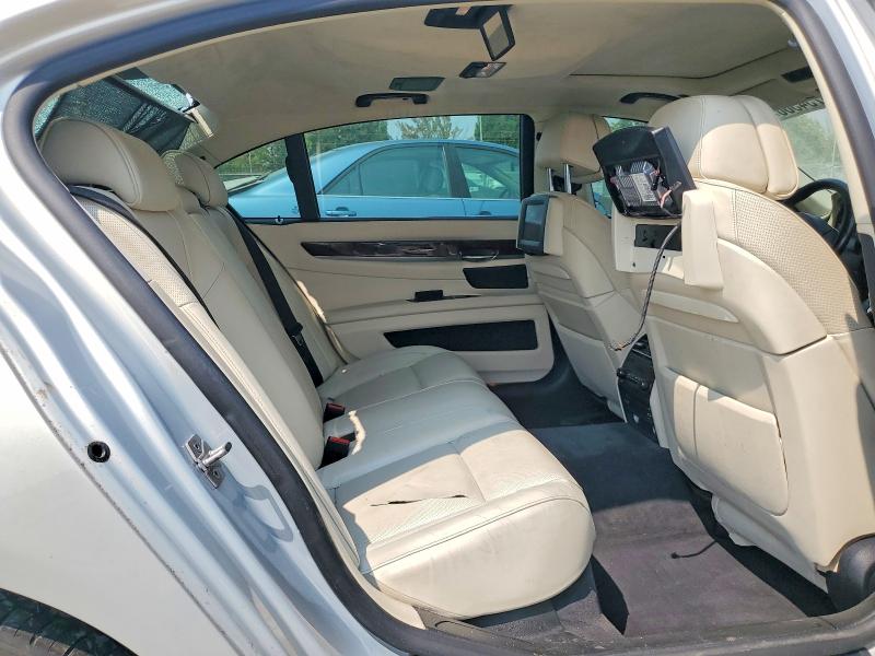 2012 Bmw 750 მანქანა იყიდება აუქციონზე, vin: WBAKB8C57CC964118, აუქციონის ნომერი: 63734366