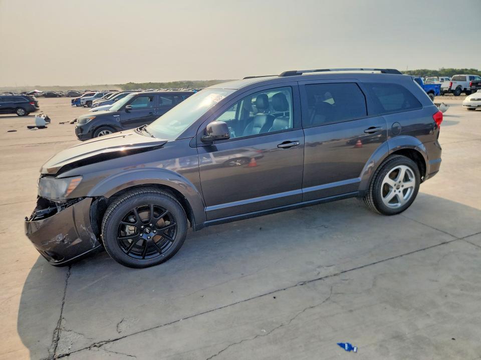 63734876 :رقم المزاد ، 3C4PDCEG5JT319490 vin ، 2018 Dodge Journey مزاد بيع