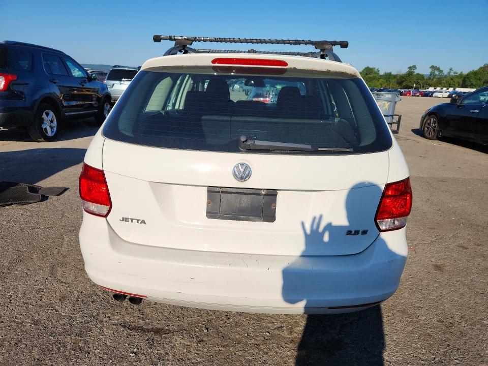 2011 Volkswagen Jetta მანქანა იყიდება აუქციონზე, vin: 3VWKZ7AJ6BM664668, აუქციონის ნომერი: 65406076