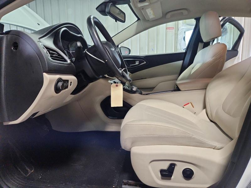 65540696 :رقم المزاد ، 1C3CCCAB1GN113110 vin ، 2016 Chrysler 200 مزاد بيع