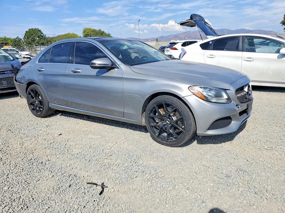 Aukcja sprzedaży 2015 Mercedes-benz C, vin: 55SWF4JBXFU058352, numer aukcji: 65917476