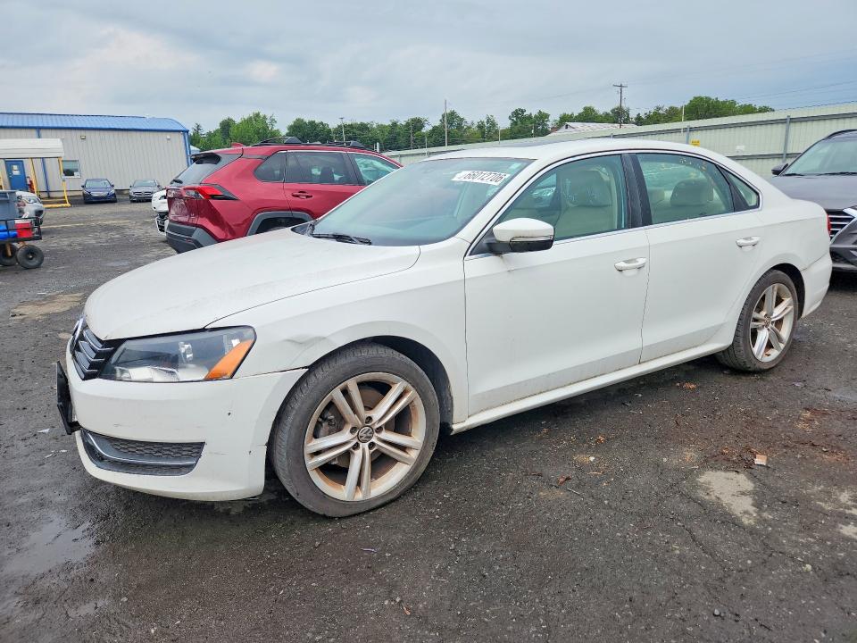 66012706 :رقم المزاد ، 1VWBT7A39EC087790 vin ، 2014 Volkswagen Passat مزاد بيع
