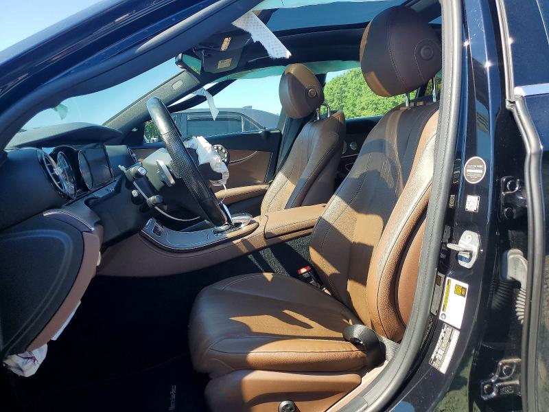 63510466 :رقم المزاد ، WDDZF4KBXJA328460 vin ، 2018 Mercedes-benz E مزاد بيع