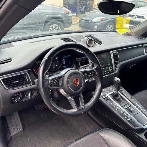 63263356 :رقم المزاد ، WP1AG2A58HLB50534 vin ، 2017 Porsche Macan مزاد بيع