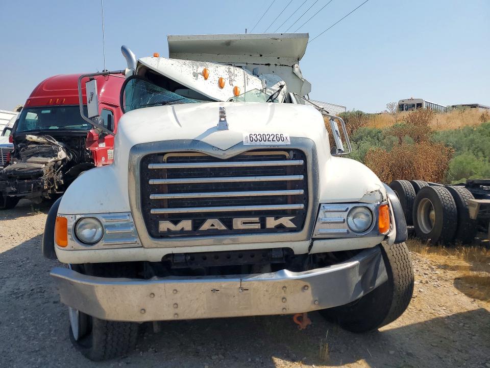 Aukcja sprzedaży 2007 Mack 700, vin: 1M2AG10C17M062912, numer aukcji: 63302266