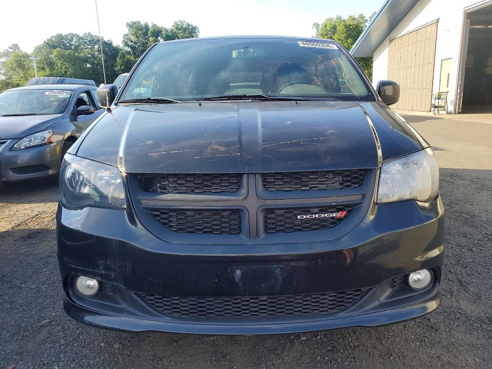 66060356 :رقم المزاد ، 2C4RDGEG5HR700110 vin ، 2017 Dodge Grand Caravan مزاد بيع