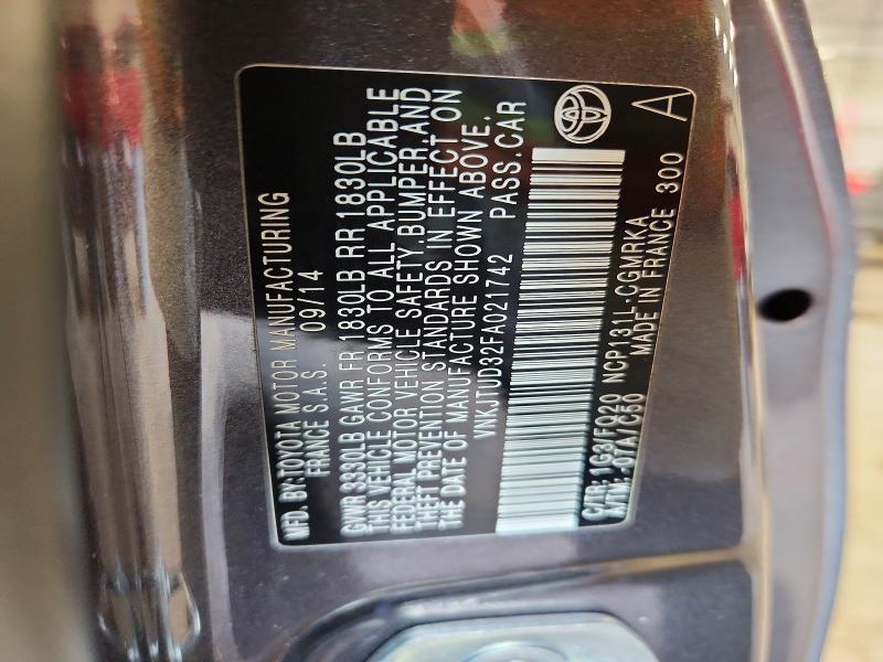 63533016 :رقم المزاد ، VNKJTUD32FA021742 vin ، 2015 Toyota Yaris مزاد بيع