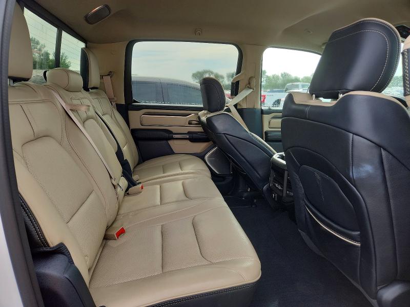 65673926 :رقم المزاد ، 1C6SRFHT8KN581101 vin ، 2019 Ram 1500 مزاد بيع