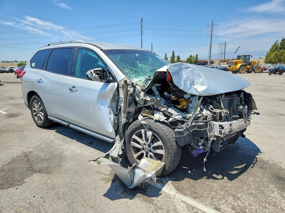 Продаж на аукціоні авто 2016 Nissan Pathfinder, vin: 5N1AR2MN8GC600247, номер лоту: 64290366