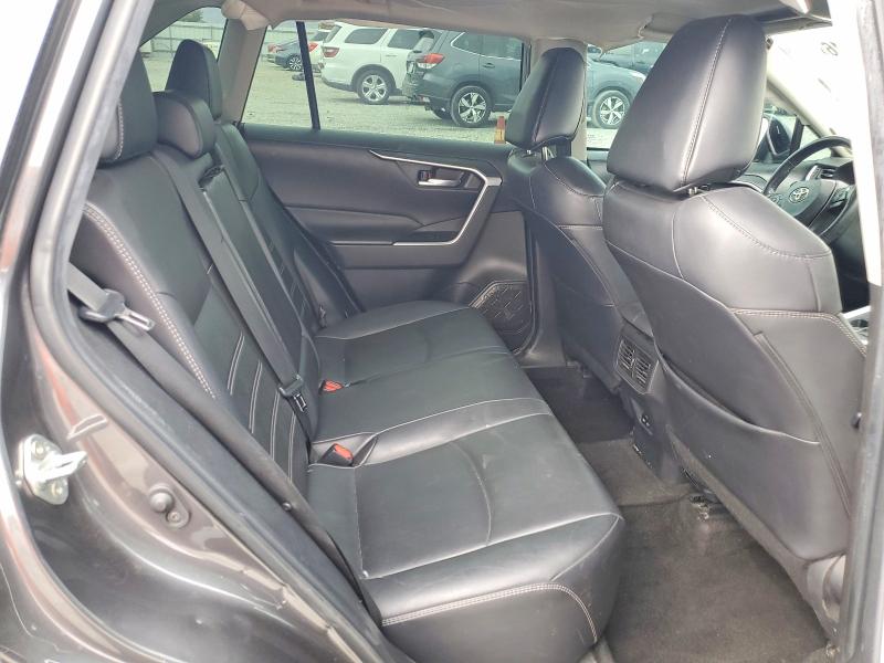 Продажа на аукционе авто 2022 Toyota Rav4, vin: 2T3C1RFV6NC186858, номер лота: 66830446