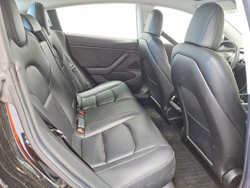 Продажа на аукционе авто 2019 Tesla Model 3, vin: 5YJ3E1EA5KF421142, номер лота: 62704936