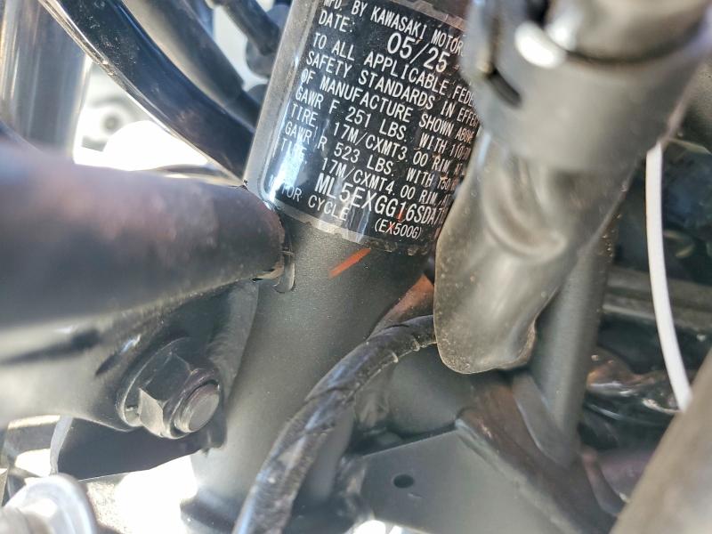 65705096 :رقم المزاد ، ML5EXGG16SDA71298 vin ، 2025 Kawasaki Ex500 مزاد بيع