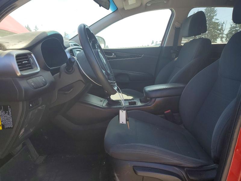 64303056 :رقم المزاد ، 5XYPG4A52HG311933 vin ، 2017 Kia Sorento مزاد بيع