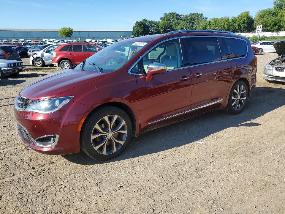 65351516 :رقم المزاد ، 2C4RC1GG1HR836120 vin ، 2017 Chrysler Pacifica مزاد بيع