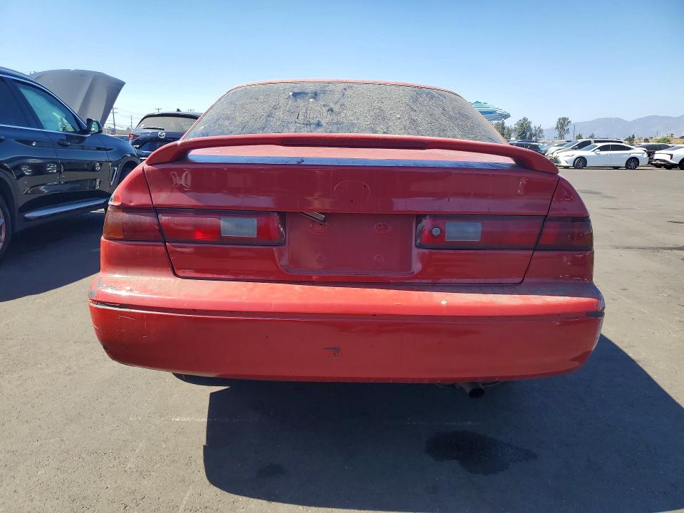 1997 Toyota Camry მანქანა იყიდება აუქციონზე, vin: JT2BG22K2V0015436, აუქციონის ნომერი: 67347556