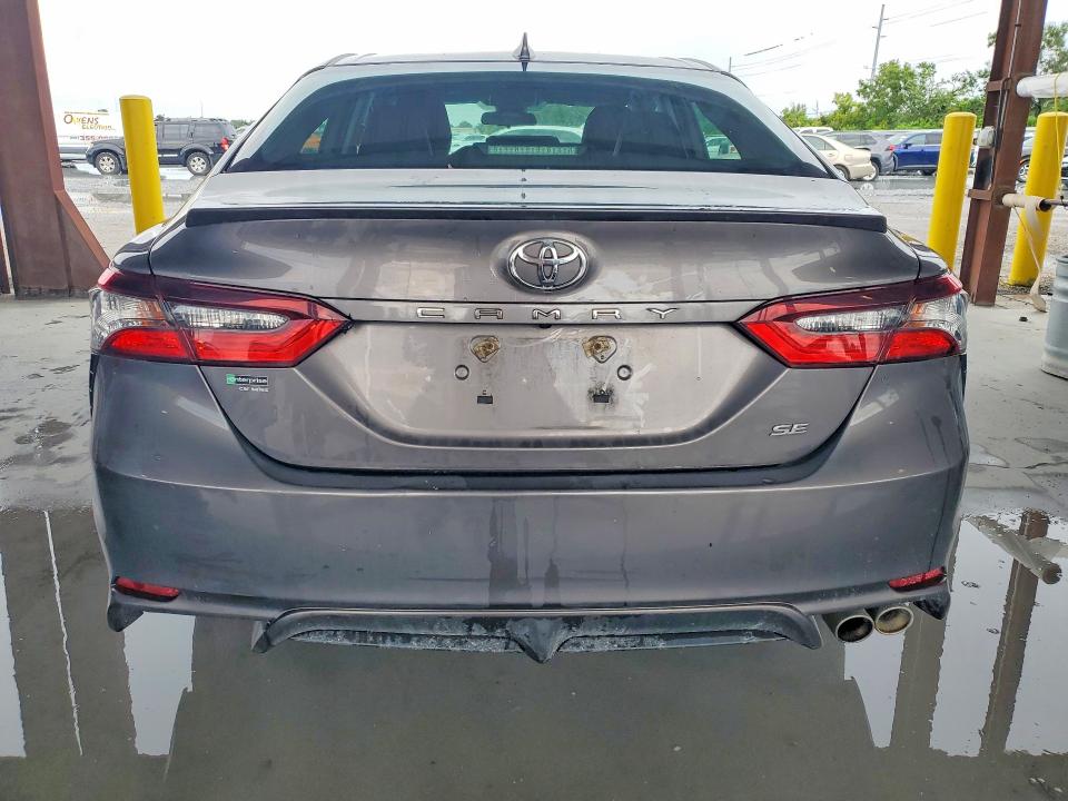 Продаж на аукціоні авто 2021 Toyota Camry, vin: 4T1G11AK2MU405384, номер лоту: 65808906