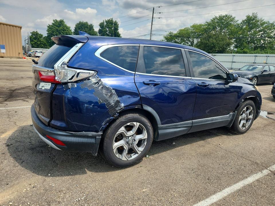 Продаж на аукціоні авто 2017 Honda Cr-v, vin: 7FARW1H81HE015968, номер лоту: 63189726