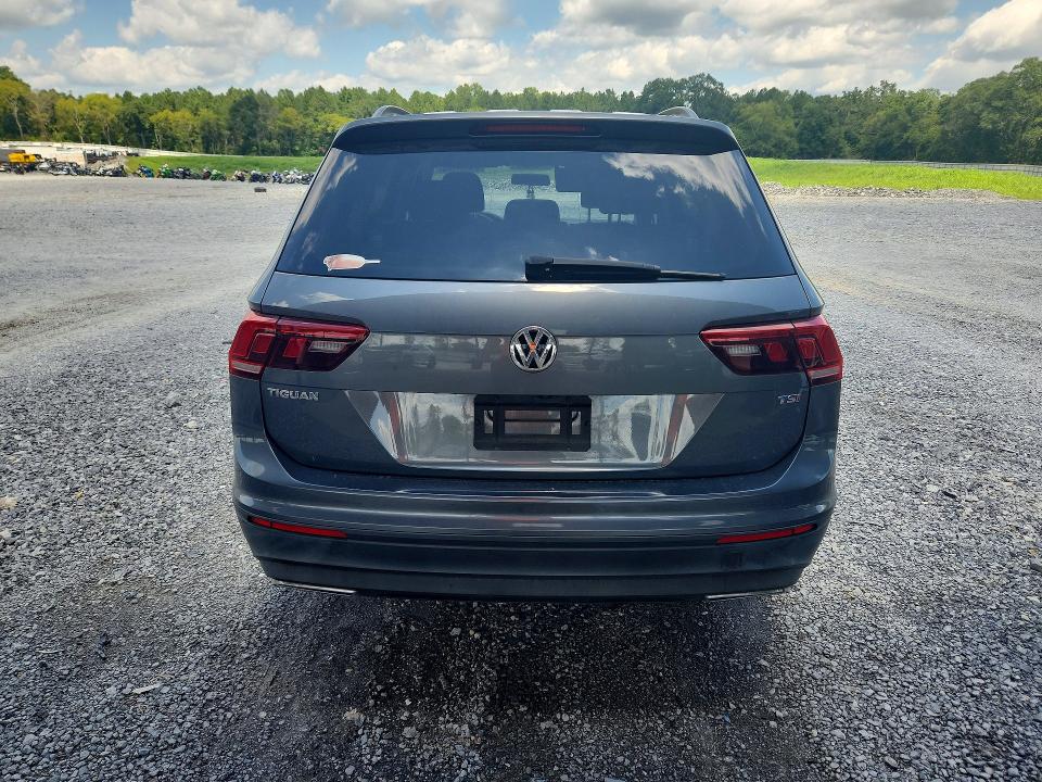 Продаж на аукціоні авто 2018 Volkswagen Tiguan, vin: 3VV1B7AX3JM033481, номер лоту: 65664306
