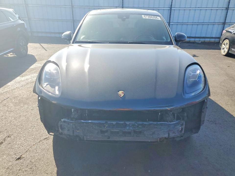 67306356 :رقم المزاد ، WP1AA2A51LLB01976 vin ، 2020 Porsche Macan مزاد بيع