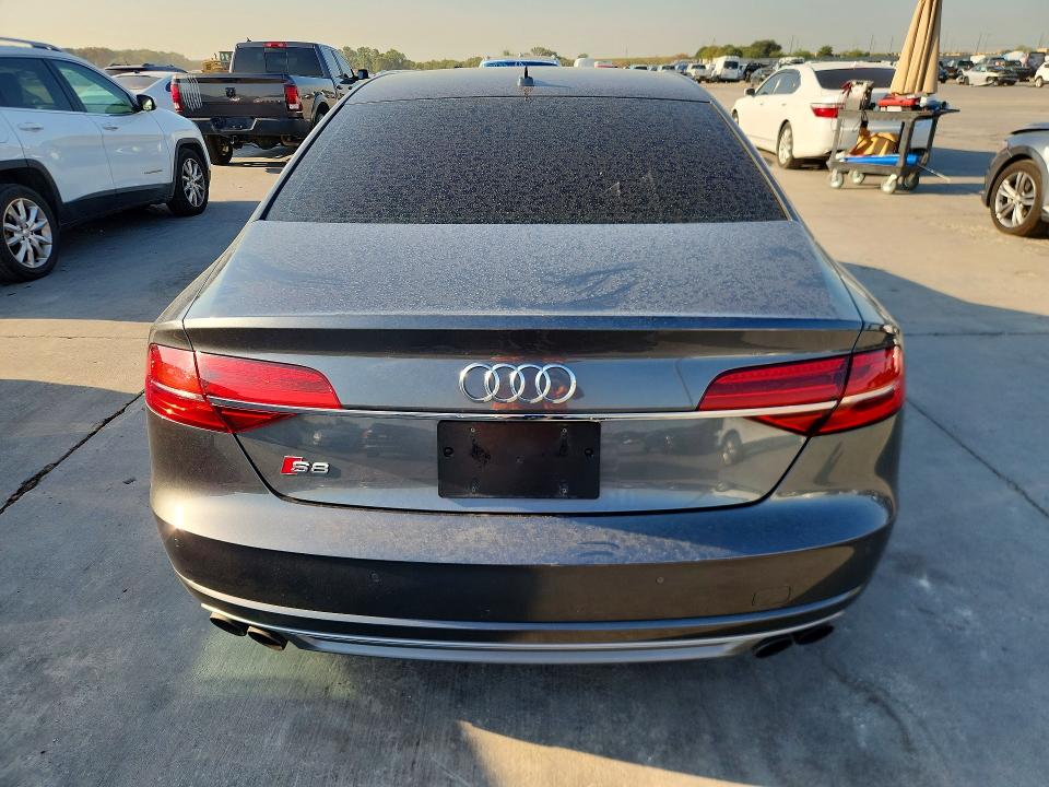 Продажа на аукционе авто 2016 Audi S8, vin: WAUJSAFD9GN006808, номер лота: 66290426
