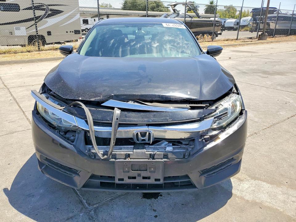 2016 Honda Civic მანქანა იყიდება აუქციონზე, vin: 19XFC2E51GE055897, აუქციონის ნომერი: 64589346