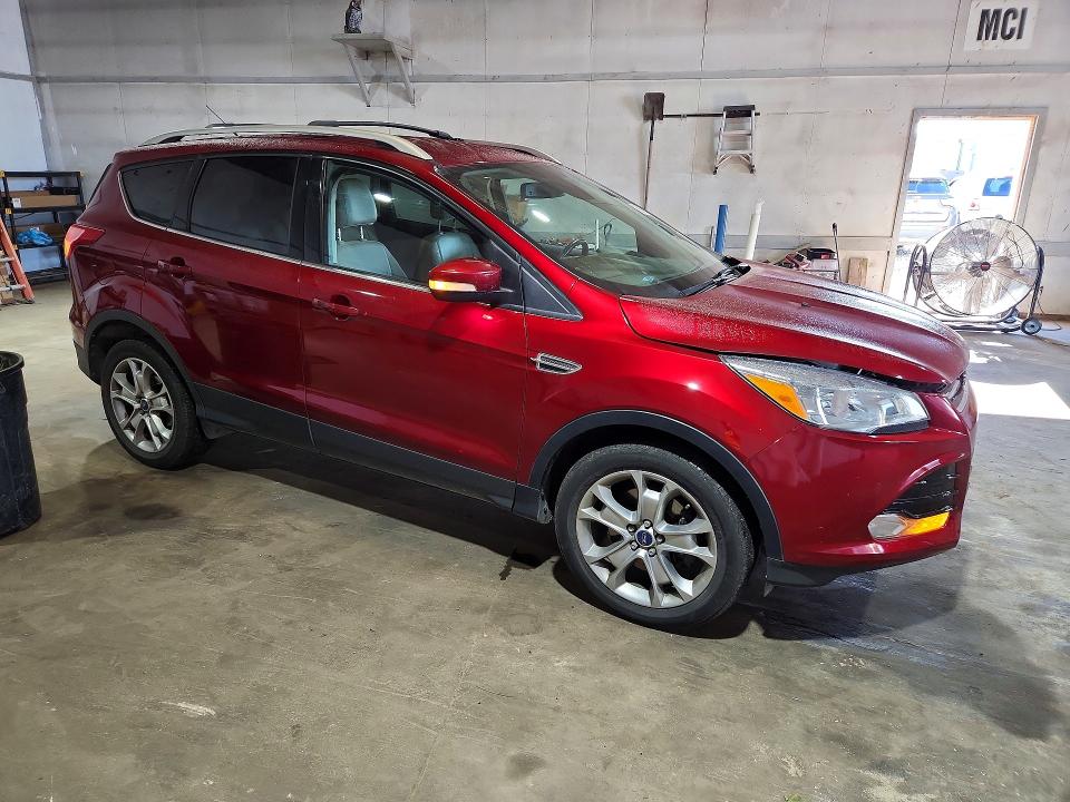 66122066 :رقم المزاد ، 1FMCU9J99FUA83122 vin ، 2015 Ford Escape مزاد بيع
