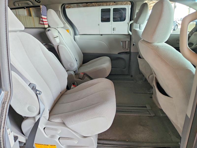 2013 Toyota Sienna მანქანა იყიდება აუქციონზე, vin: 5TDKK3DC8DS356367, აუქციონის ნომერი: 64518236