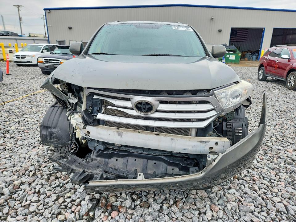 Продажа на аукционе авто 2011 Toyota Highlander, vin: 5TDBK3EH0BS068169, номер лота: 63927236