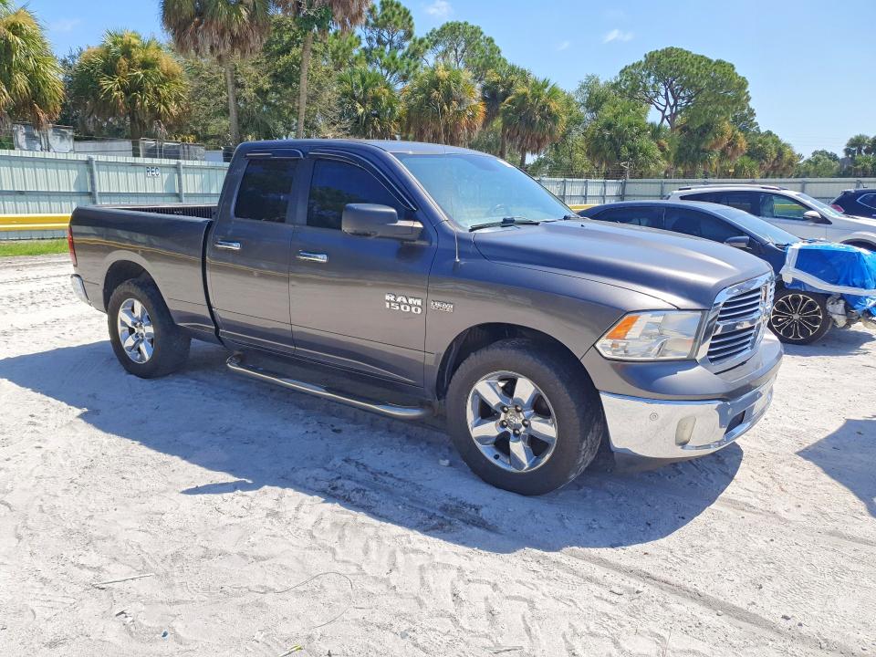 65687446 :رقم المزاد ، 1C6RR6GTXHS747323 vin ، 2017 Ram 1500 مزاد بيع
