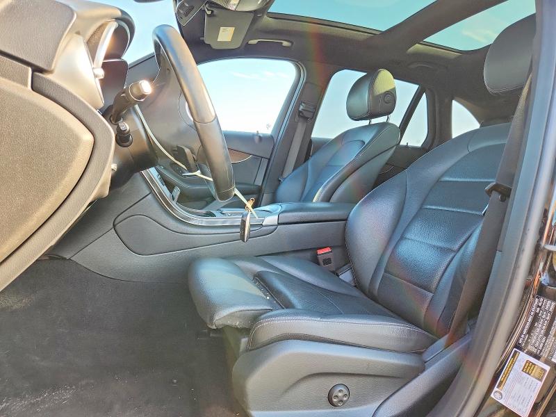64562356 :رقم المزاد ، W1N0G8EB0NG056855 vin ، 2022 Mercedes-benz Glc مزاد بيع