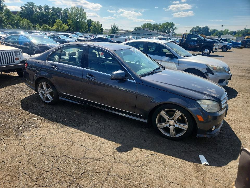 65649806 :رقم المزاد ، WDDGF8BB7AR123341 vin ، 2010 Mercedes-benz C مزاد بيع