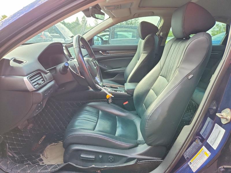 65513186 :رقم المزاد ، 1HGCV3F9XJA800355 vin ، 2018 Honda Accord مزاد بيع