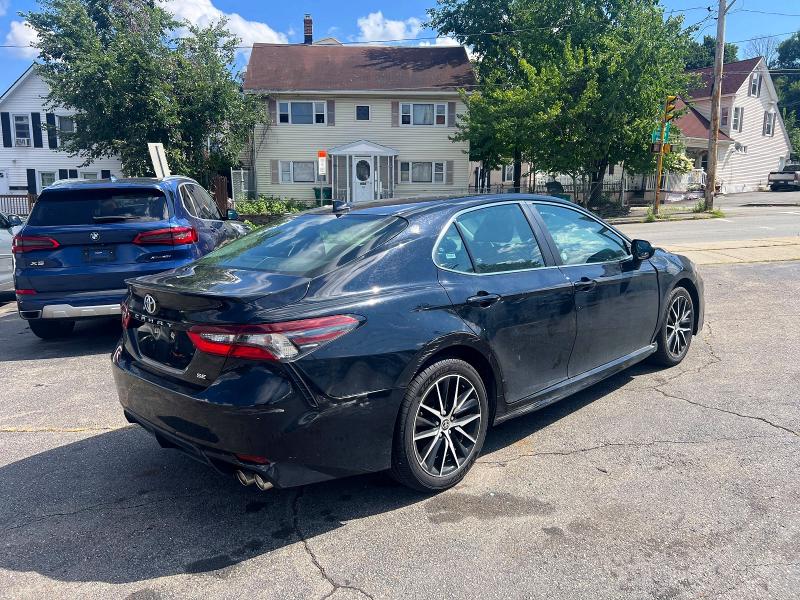 65359296 :رقم المزاد ، 4T1G11AKXMU589392 vin ، 2021 Toyota Camry مزاد بيع