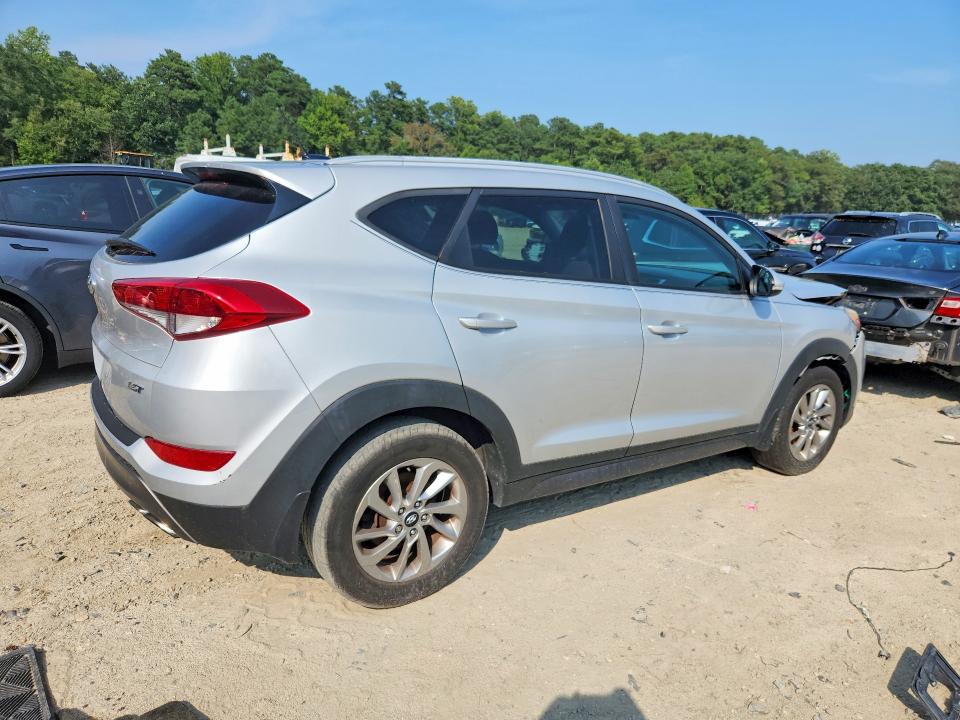 Продажа на аукционе авто 2016 Hyundai Tucson, vin: KM8J33A26GU215278, номер лота: 62480646
