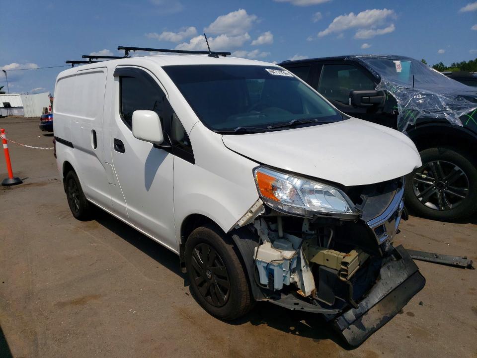 64717736 :رقم المزاد ، 3N6CM0KN3FK705092 vin ، 2015 Nissan Nv200 مزاد بيع